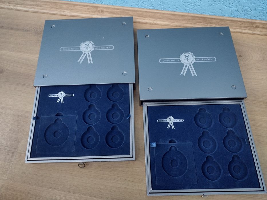 Бокс кейс планшет для монет