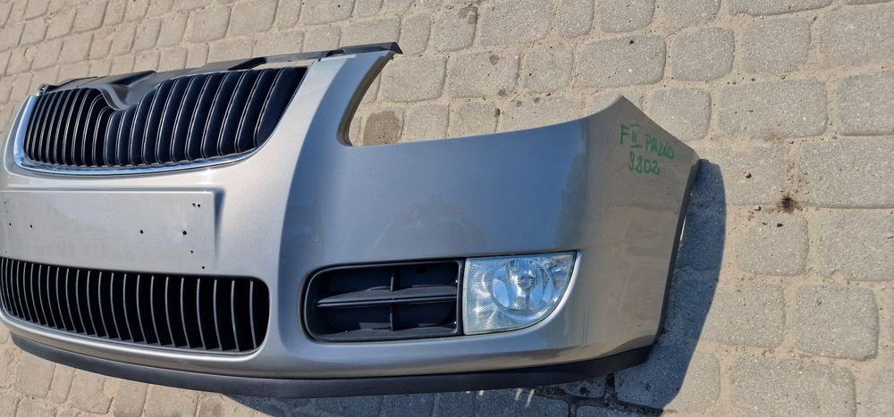 ZDERZAK Przód Przedni SKODA Fabia II SKODA Roomster 9202