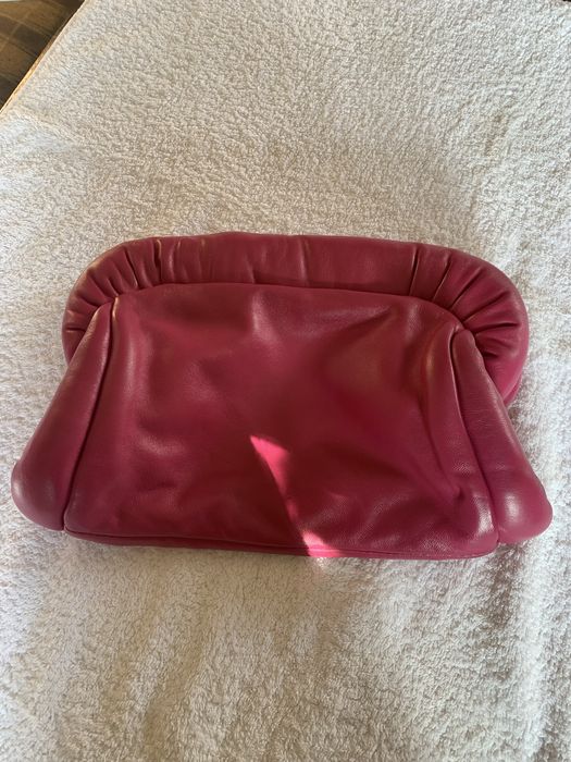 Клатч кожанный ,оригинал состояние нового