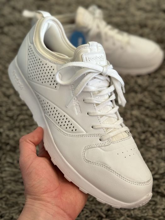 Кроссовки Reebok Classic Leather Lite L V70838 Розмір 45 29 см