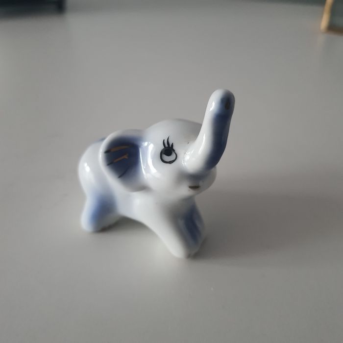 Słoń słonik figurka porcelanowa dekoracja NOWA