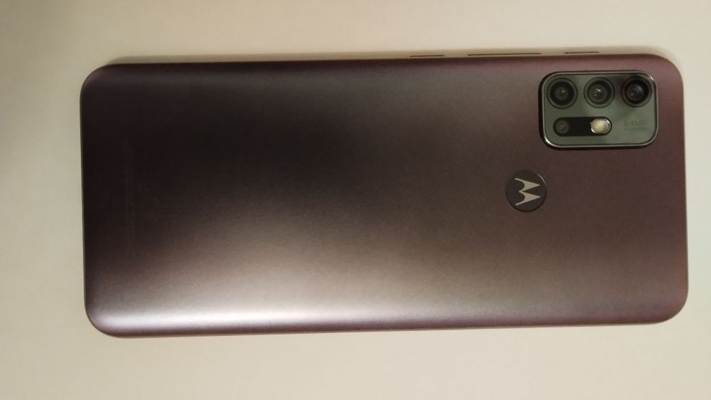 Sprzedam smartfon Motorola G30