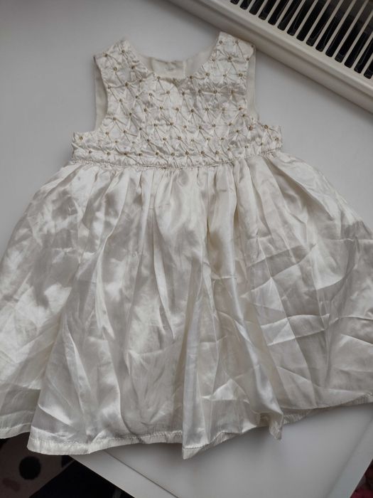 Kremowa sukienka niemowlęca rozm. 3-6 m-cy chrzest przyjęcia