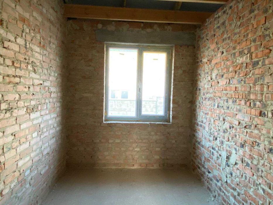 Котедж в районі  Ювілейний з міськими комунікаціями