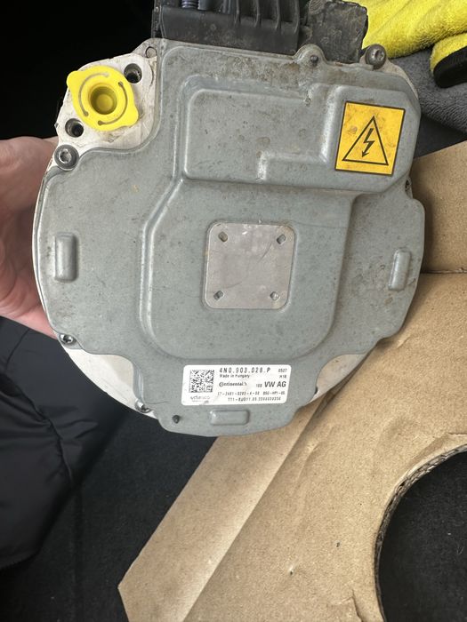 Стартер-генератор Audi a6 c8 3.0tfsi MHEV