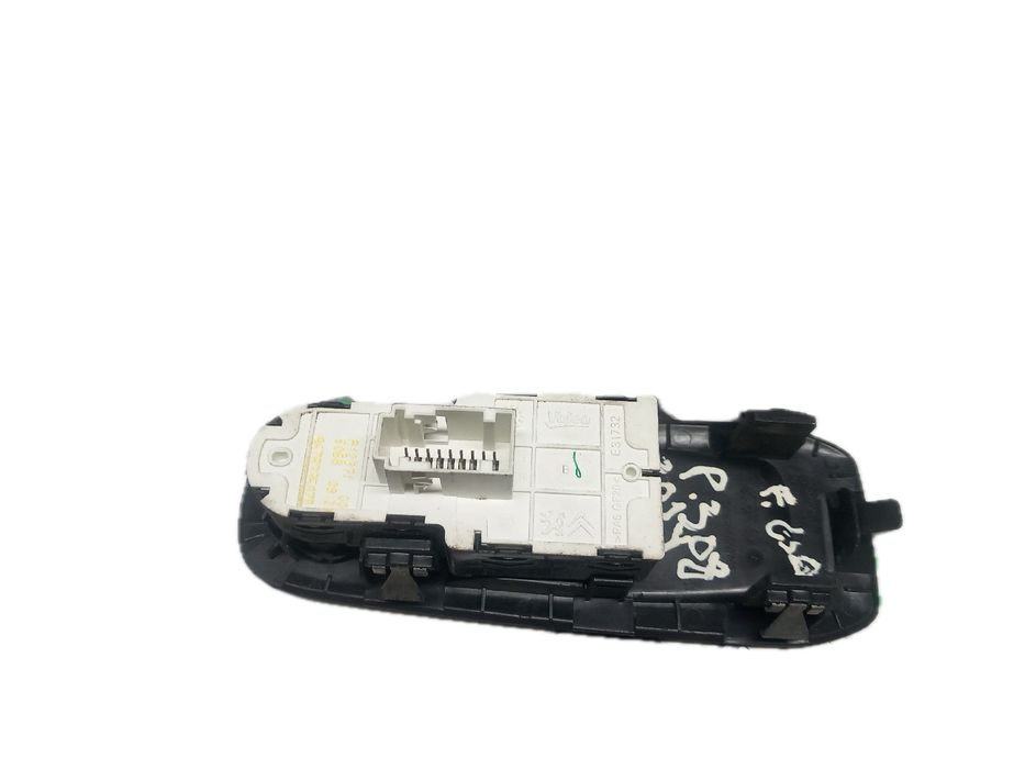 Comando / botão / interruptor vidros frente esquerdo PEUGEOT 308 II