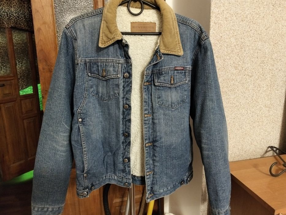Куртки  джинсові