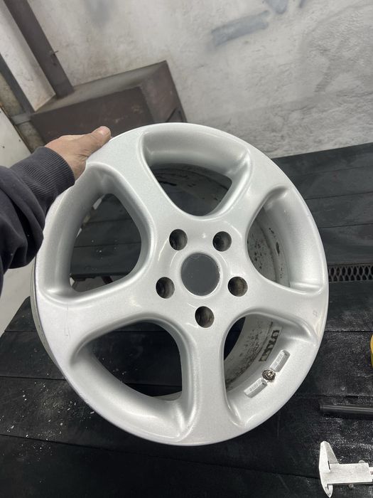 Диски 5.120р16 r16 bmw трафік віваро т5 т6