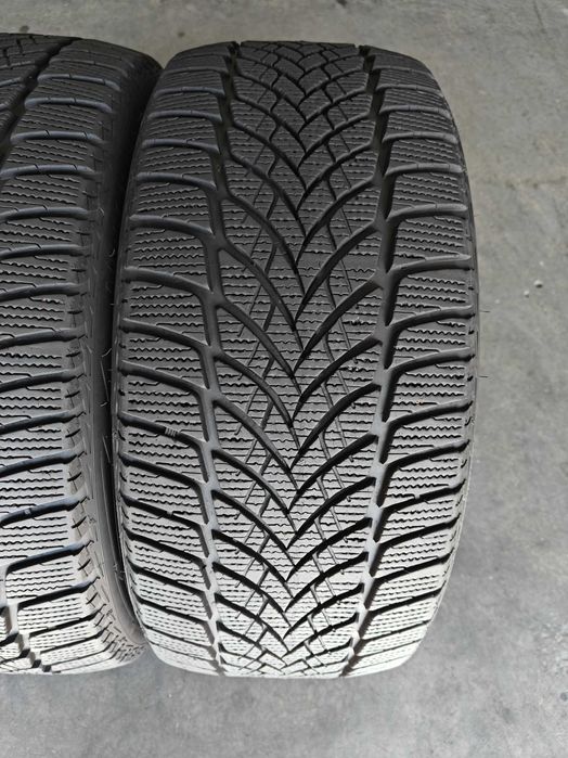 Шини зима 2шт R19 245 45 вживанні Goodyear UltraGrip Ice2