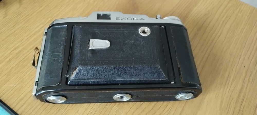 Máquina Fotográfica EXONA Vintage – Anos 1950 – Rara Peça de Coleção