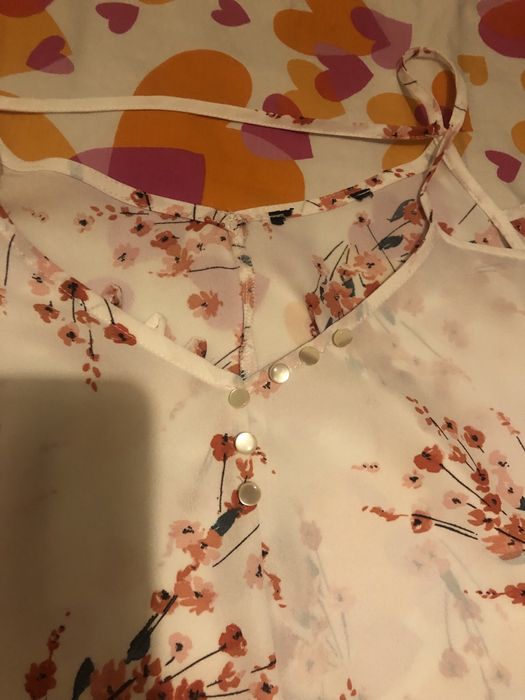 Blusa florida