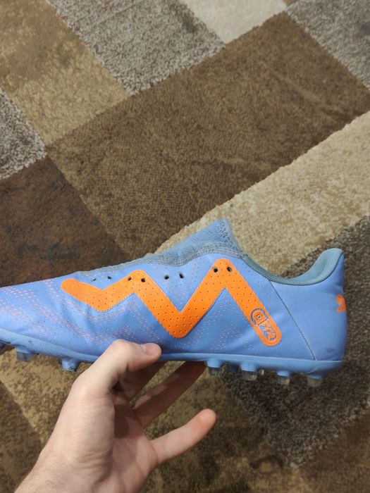 Футбольне взуття PUMA FUTURE PLAY (MG 107190-01)