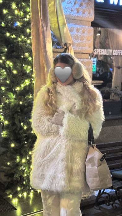 Шуба белая теплая