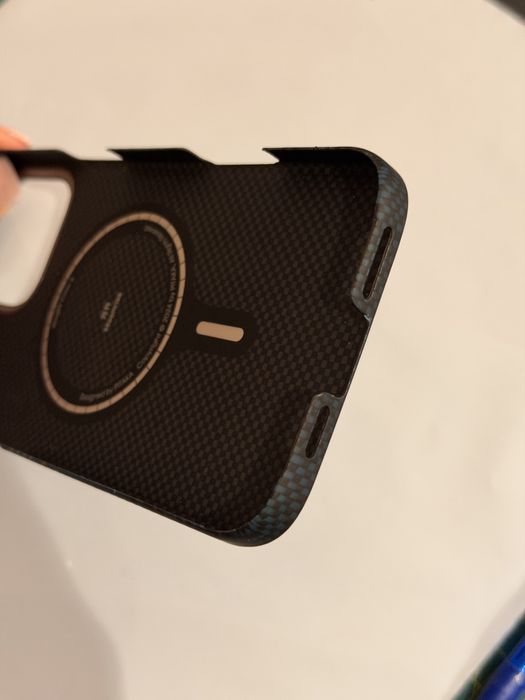 Чехол Pitaka 16 Pro Max