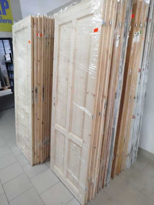 Drzwi sosnowe 70tki