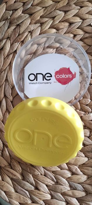 Relógio ONE solid, novo em caixa