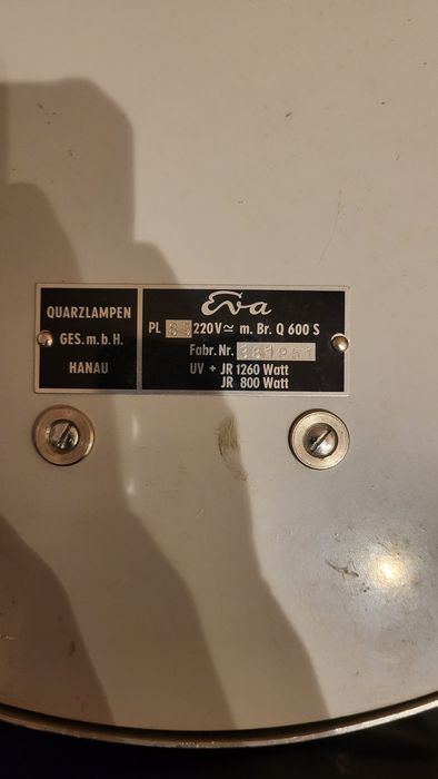 Stara oryginalna lampa medyczna kwarcowa Hanau Eva