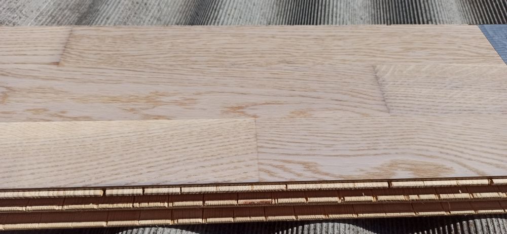 Паркетная доска, дуб б.у. в хорошем состоянии