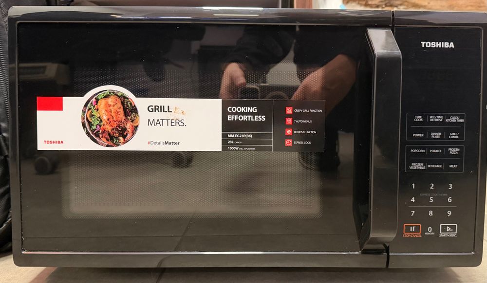 Kuchenka mikrofalowa Toshiba 800W/Kraków Starowiślna