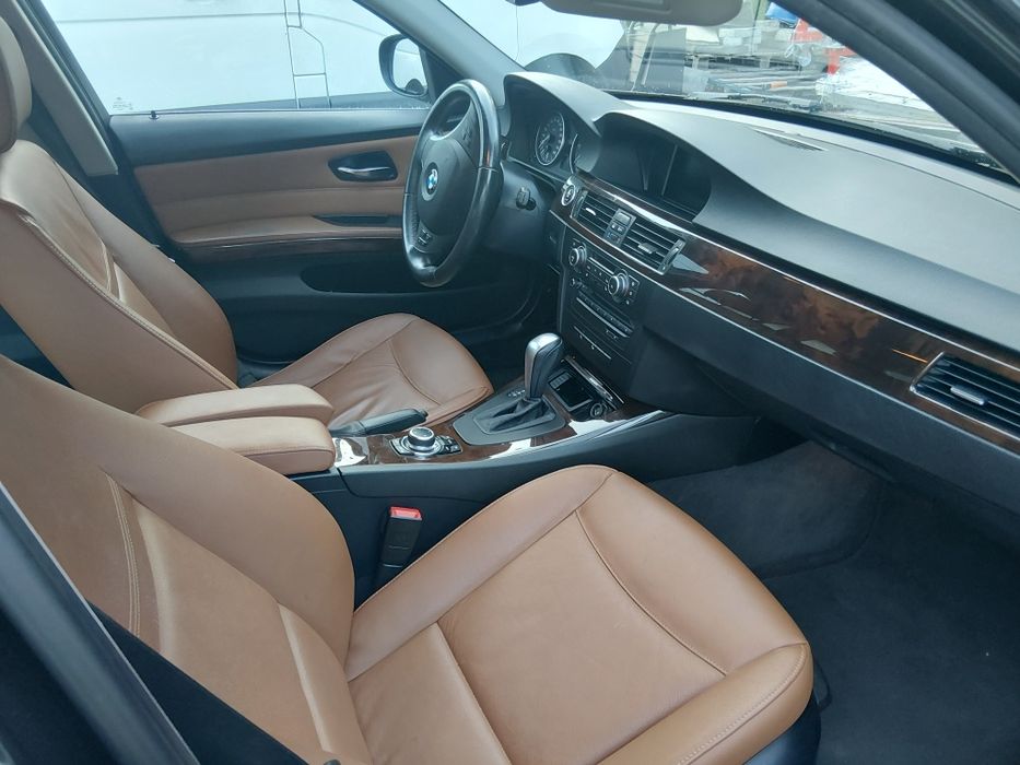 Ładne BMW  e91 3.0 xDrive