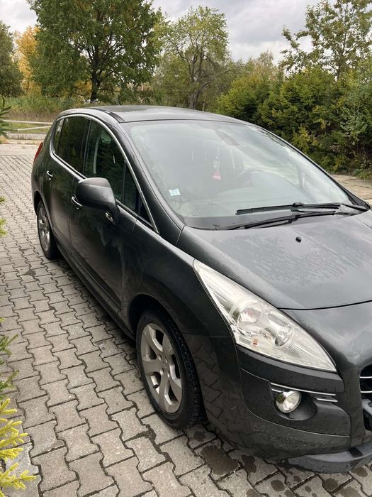 Продам Пежо 3008