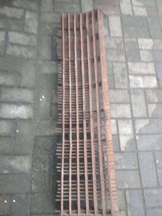 Приставка,блок двигуна,  решето, напіввісь та інше до комбайна "Нива".
