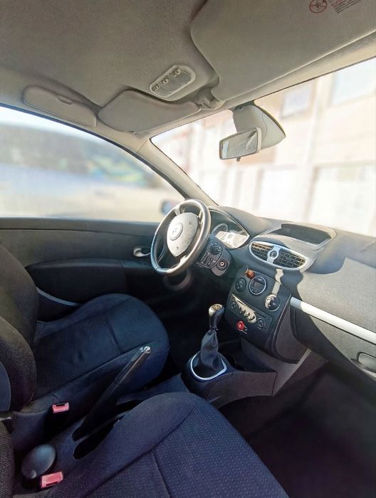 Renault Clio III 1.2 16V — 2005