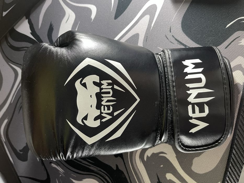 Luvas Box Venum 12 oz versao limitada