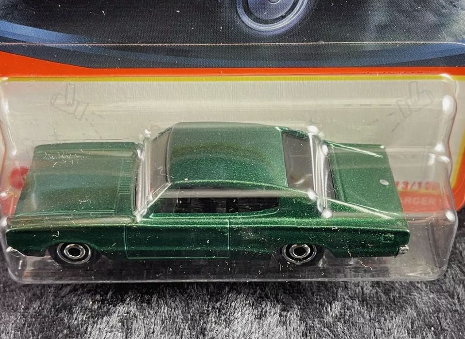 модель Dodge charger 66 matchbox 1:64
