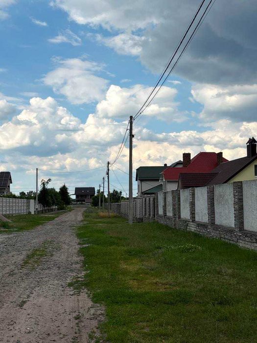 Продам будинок поруч з лісом та річкою Дніпро. Кривуші.