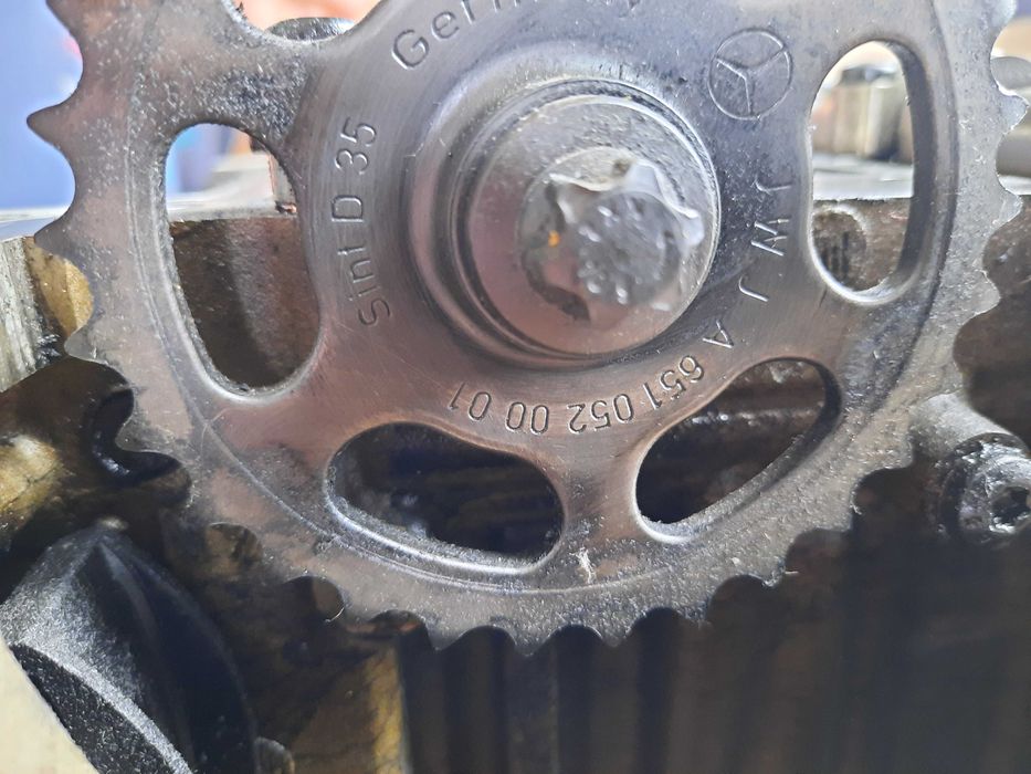 głowica R651016 wałki Mercedes ML W166 W212 W204 2.2 CDI