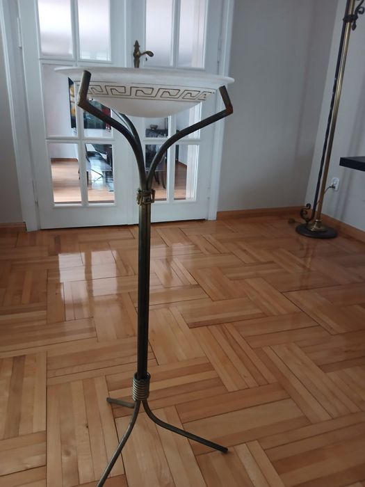 Patera szklana na stojaku z metaloplstyki