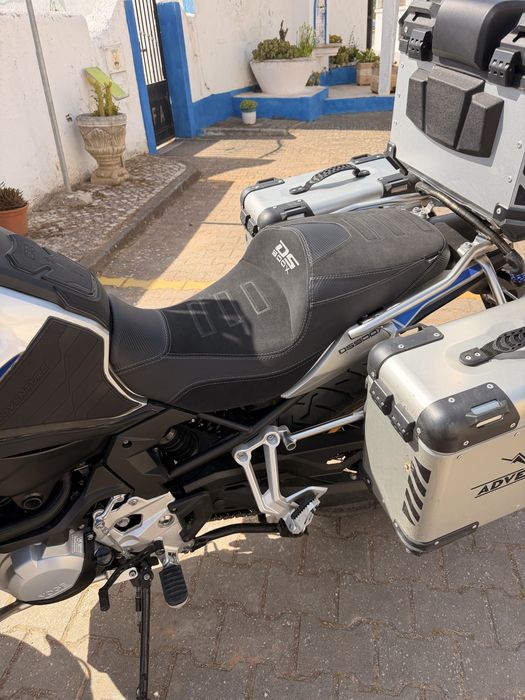 Banco JNSeats para Voge 900