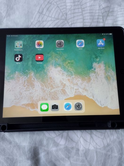 Планшет iPad       .