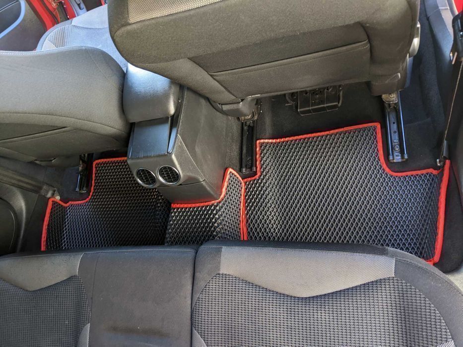 Коврики ЕВА з бортиками+ лапа Peugeot 107\208\206\207\301\306\307\308