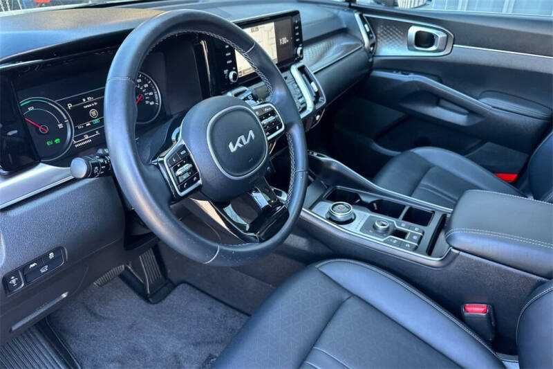 2022 Kia Sorento Hybrid EX