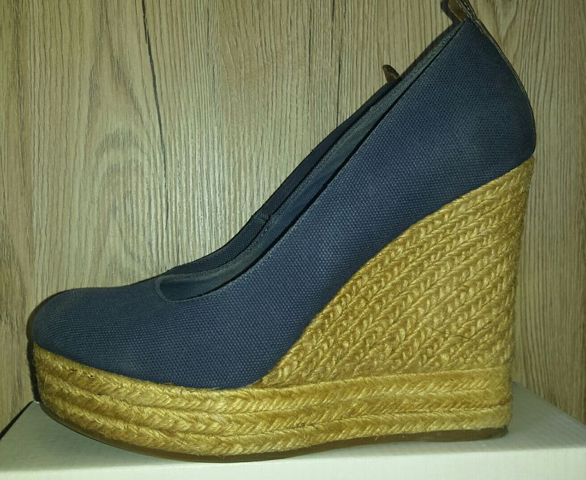 Espadryle na koturnie, ALDO