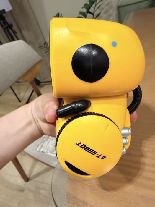 Робот AT ROBOT інтерактивний