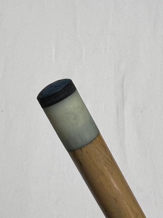 Більярдний кий , ігровий