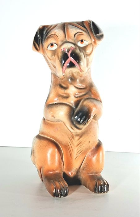 Antigo cão mealheiro