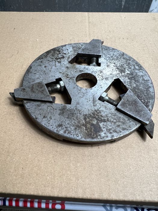 Frez stolarski do obróbki drewna