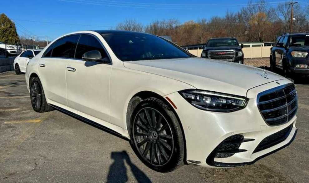 Передний и задний бампер Mercedes-Benz W223 рестайлинг / оригинал