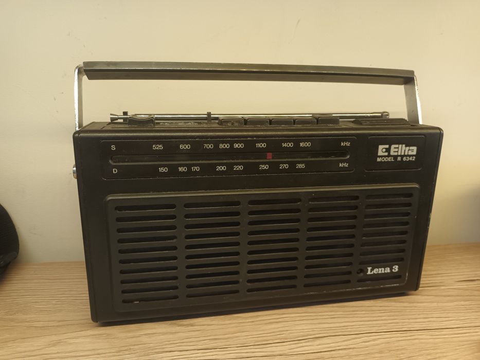Radio Unitra  Eltra Lena 3 model R 6342