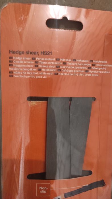 Sekator do żywopłotu Fiskars