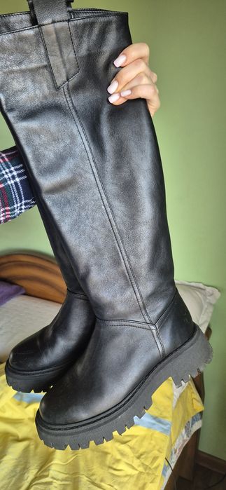 Чоботи труби чорні