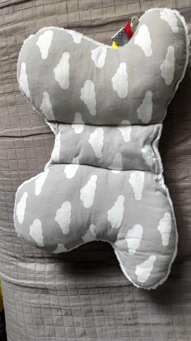 Poduszka niemowlęca