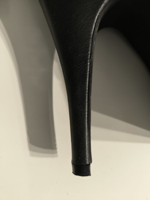 Nowe skórzane szpilki Kayla r.38 koturny