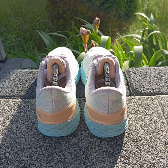 New Balance Fresh Foam 880v11 Sportowe Buty Do Biegania Rozmiar 39