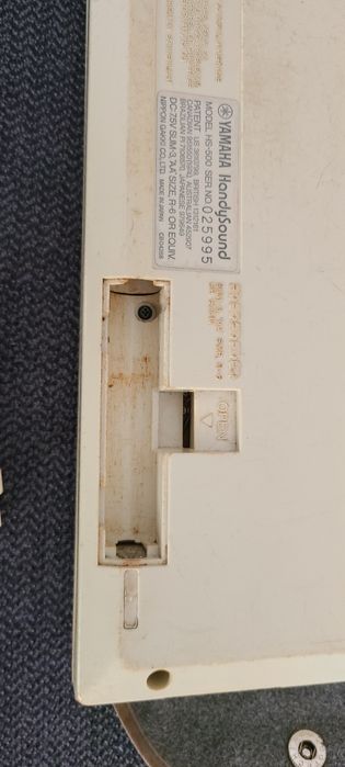 Órgão  1982 |  Yamaha HandySound
A funcionar o t