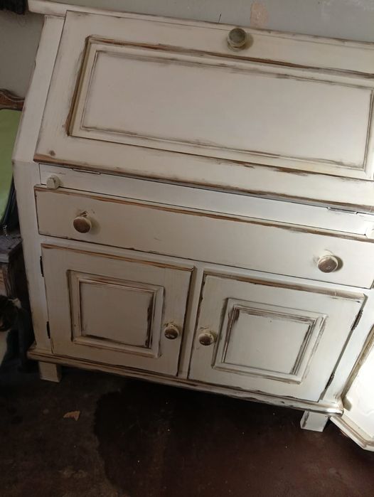 Sprzedam meble w stylu angielskim